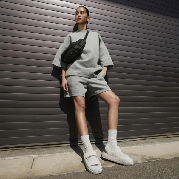 Сандалі жіночі Nike CALM SANDAL молочні FJ6043-002