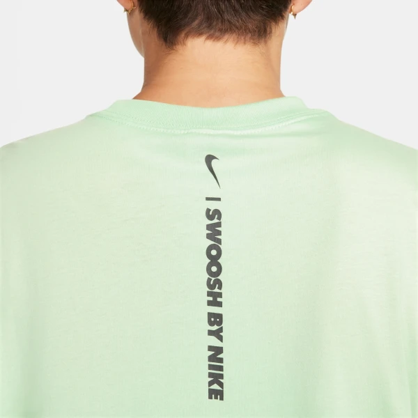 Футболка женская Nike W TEE BF GLS светло-зеленая FZ4634-376