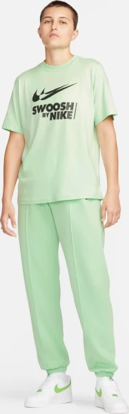 Футболка женская Nike W TEE BF GLS светло-зеленая FZ4634-376