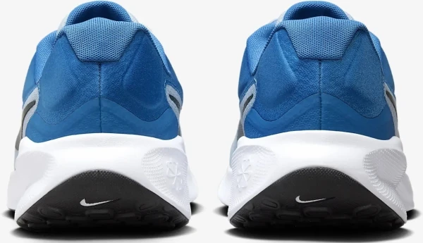 Кроссовки беговые Nike REVOLUTION 7 голубо-синие FB2207-402