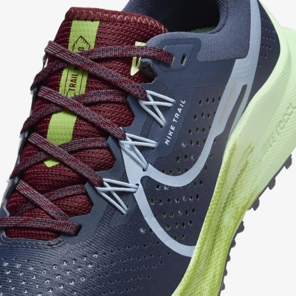 Кроссовки для трейлраннинга женские Nike REACT PEGASUS TRAIL 4 темно-сине-зелено-бордовые DJ6159-403