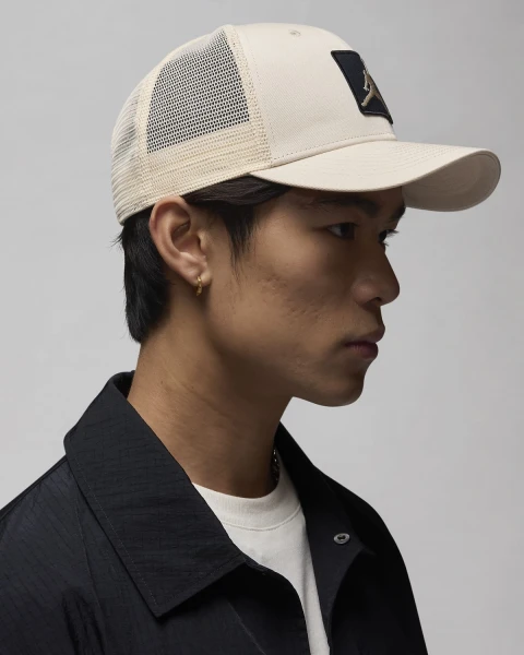 Кепка Nike JORDAN U RISE CAP CB TRKR JM PTCH бежева FZ0774-203
