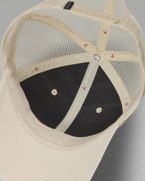Кепка Nike JORDAN U RISE CAP CB TRKR JM PTCH бежева FZ0774-203