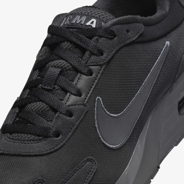 Кросівки Nike AIR MAX SOLO чорні DX3666-010