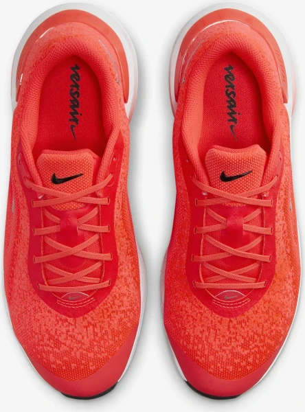 Кросівки для тренувань жіночі Nike W VERSAIR червоні DZ3547-600