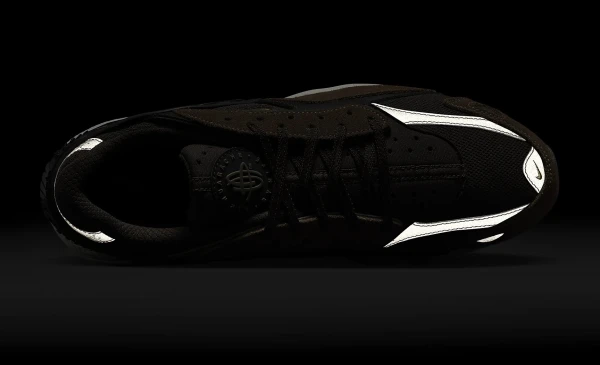 Кросівки Nike AIR HUARACHE RUNNER коричневі DZ3306-201