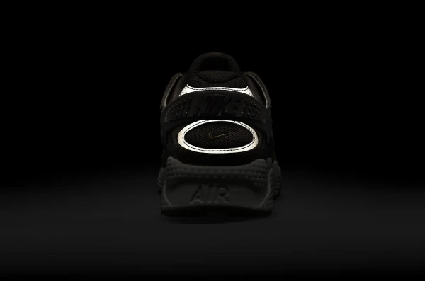 Кросівки Nike AIR HUARACHE RUNNER коричневі DZ3306-201