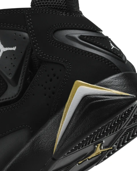 Кроссовки баскетбольные подростковые Nike JORDAN TRUE FLIGHT (GS) черно-золотые 343795-017