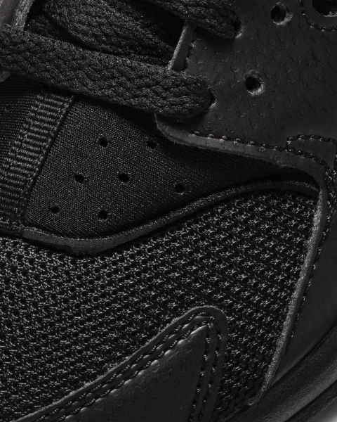 Кроссовки подростковые Nike HUARACHE RUN (GS) черные 654275-016