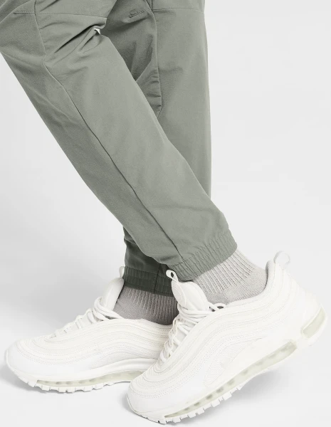 Спортивные штаны подростковые Nike K NSW CITY UTILITY CARGO PANT серые FZ4904-053