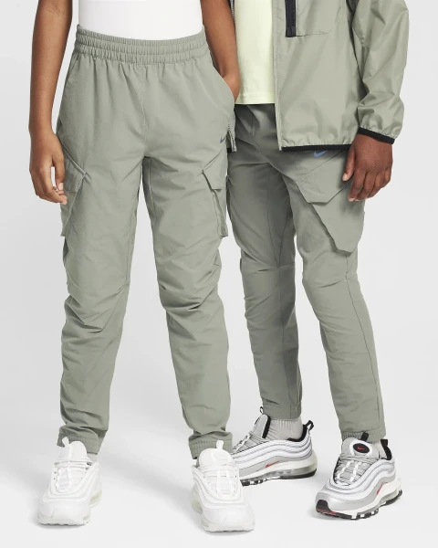 Спортивные штаны подростковые Nike K NSW CITY UTILITY CARGO PANT серые FZ4904-053