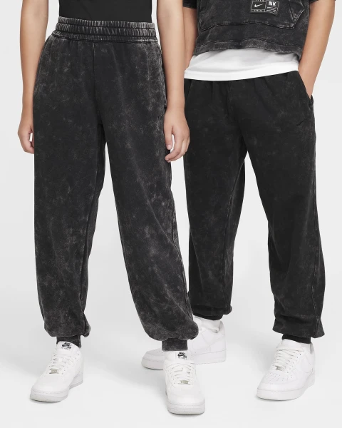 Спортивные штаны подростковые Nike K NK COB FLC PANT WASH черные FZ5264-010