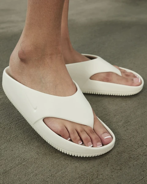 В'єтнамки жіночі Nike W CALM FLIP FLOP молочні FD4115-003