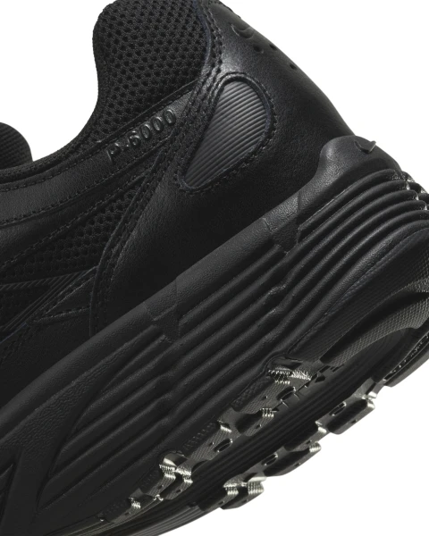 Кроссовки Nike P-6000 черные CD6404-002