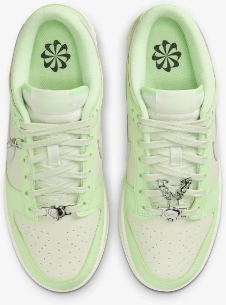 Кроссовки женские Nike DUNK LOW NEXT NATURE SE салатовые FN6344-001