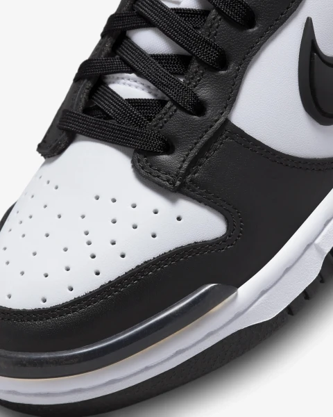 Кроссовки женские Nike DUNK LOW TWIST черно-белые DZ2794-001