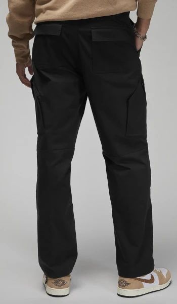 Спортивні штани Nike JORDAN M ESS STMT CHICAGO PANT чорні FB7305-010
