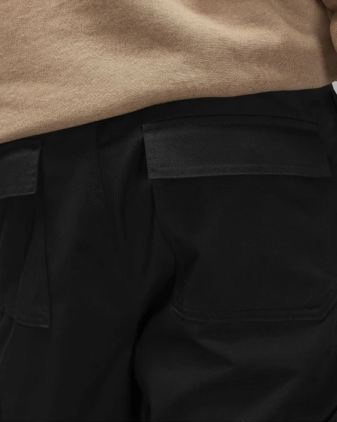 Спортивні штани Nike JORDAN M ESS STMT CHICAGO PANT чорні FB7305-010