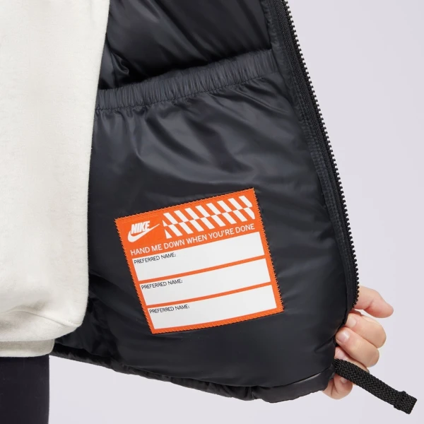 Жилетка подростковая Nike K REPEL LOOSE HEAVYWEIGHT SYNTHETIC FILL EASYON HOODED VEST черная FD2844-011