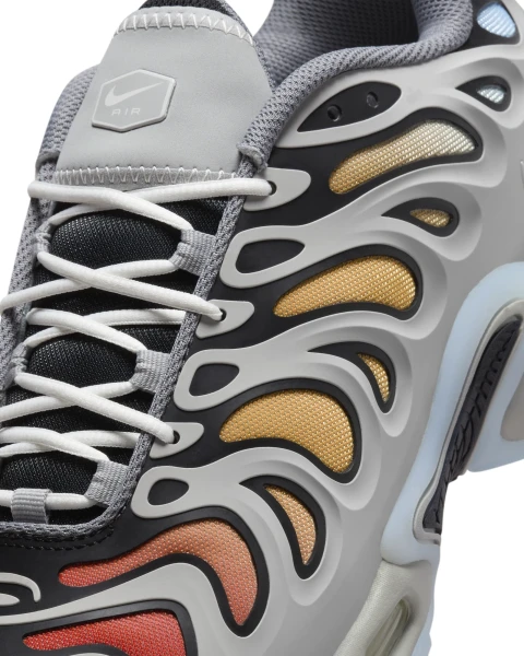 Кросівки Nike AIR MAX PLUS DRIFT сіро-жовто-червоні FD4290-002
