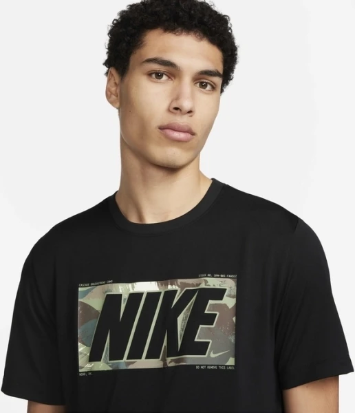 Футболка Nike DRI-FIT FITNESS T-SHIRT черная FQ3885-010