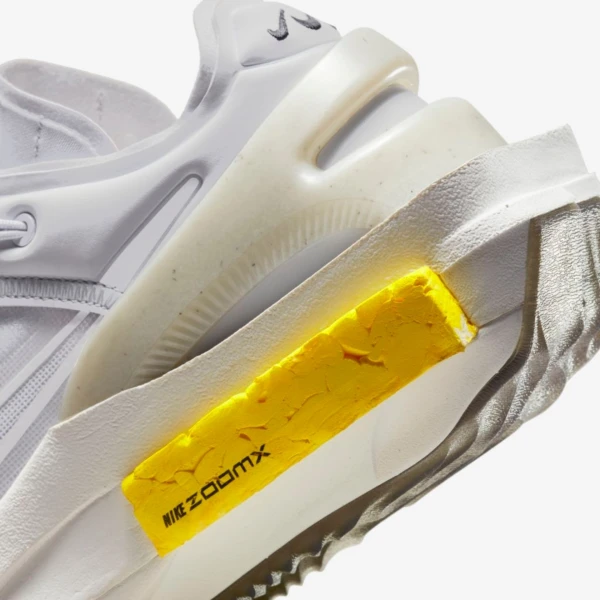 Кросівки жіночі Nike FONTANKA EDGE світло-сіро-жовті DB3932-500