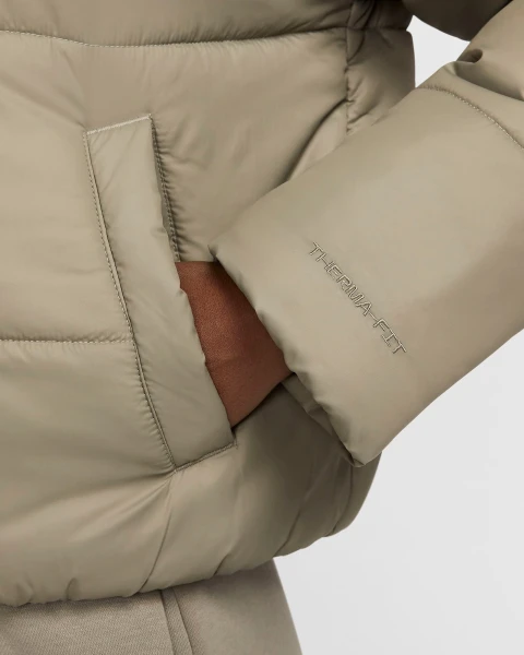 Куртка женская Nike W NSW TF SYNFL NK CLSC PFR хаки FZ5899-321