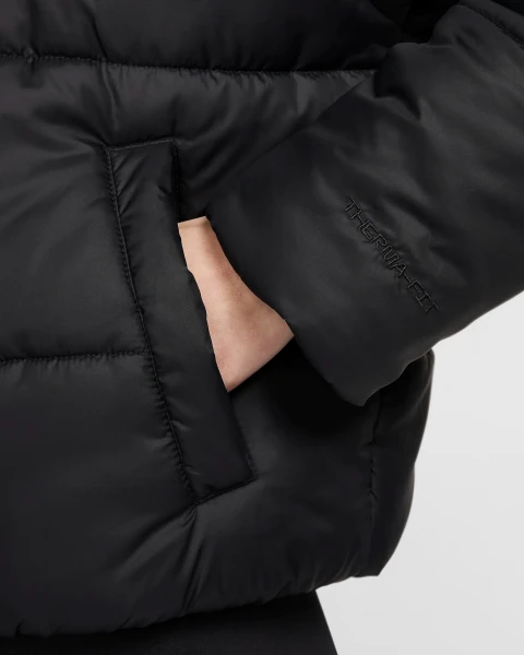 Куртка женская Nike W NSW TF SYNFL NK CLSC PFR черная FZ5899-010