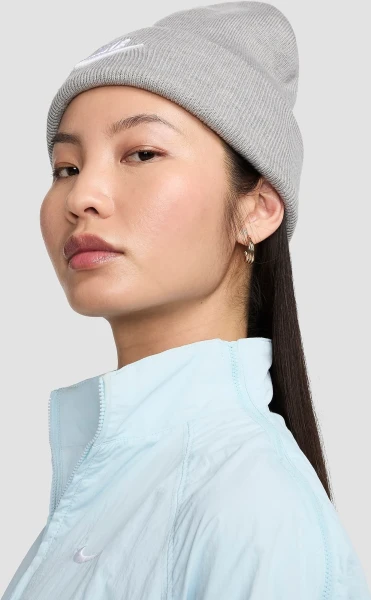 Шапка Nike PEAK FUTURA BEANIE сіра HF0186-063