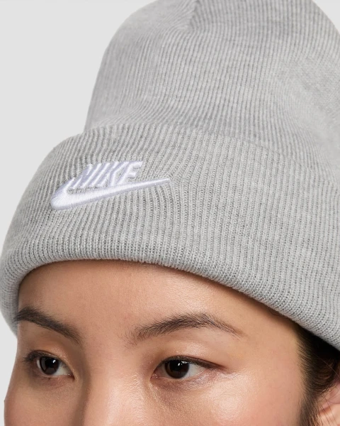 Шапка Nike PEAK FUTURA BEANIE сіра HF0186-063