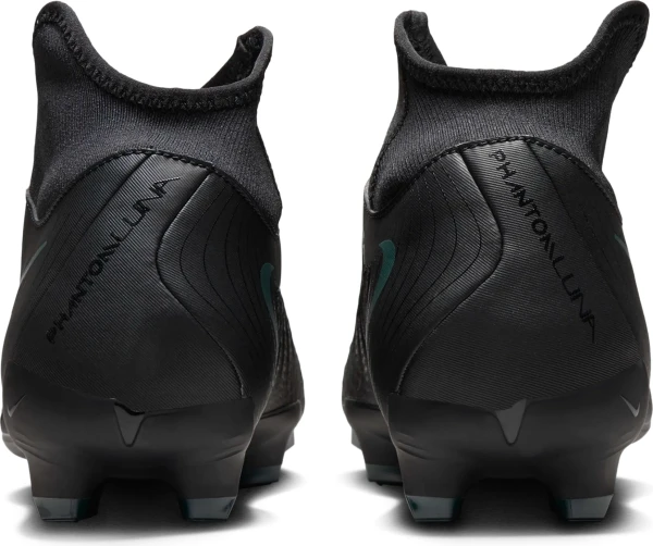 Бутсы Nike PHANTOM LUNA II ACADEMY FG/MG черные FD6725-002