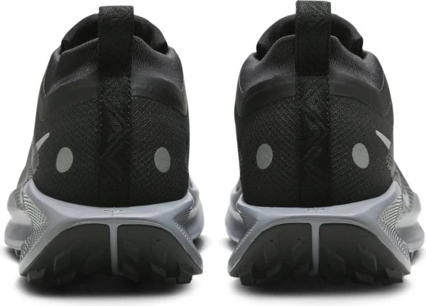 Кросівки для трейлраннінгу жіночі Nike PEGASUS TRAIL 5 GORE-TEX чорно-темно-сірі FQ0912-001