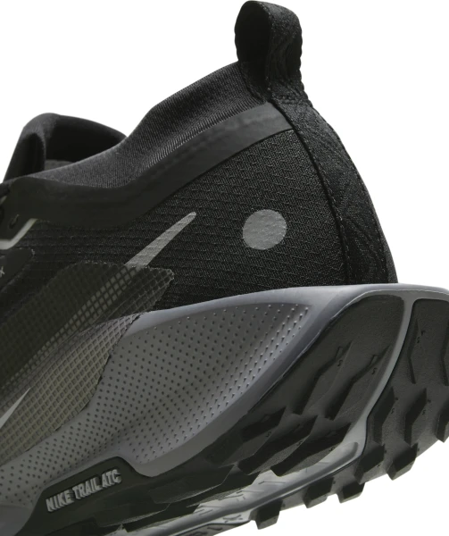 Кросівки для трейлраннінгу жіночі Nike PEGASUS TRAIL 5 GORE-TEX чорно-темно-сірі FQ0912-001