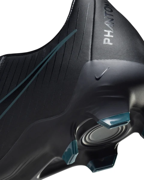 Бутсы Nike PHANTOM GX II ACADEMY FG/MG черные FD6723-002