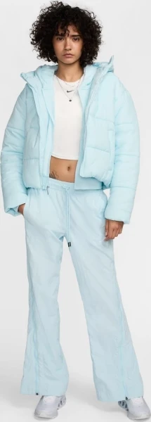 Куртка женская Nike W NSW TF SYNFL NK CLSC PFR голубая FZ5899-474