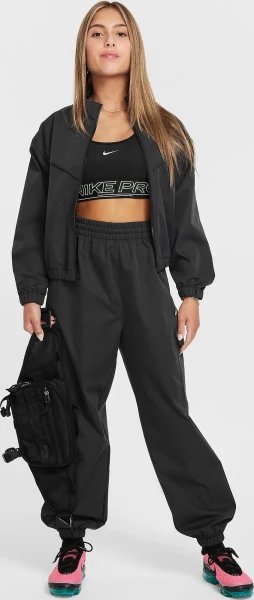 Спортивные штаны подростковые Nike G NSW CARGO PANT STY STAR черные FZ5554-010