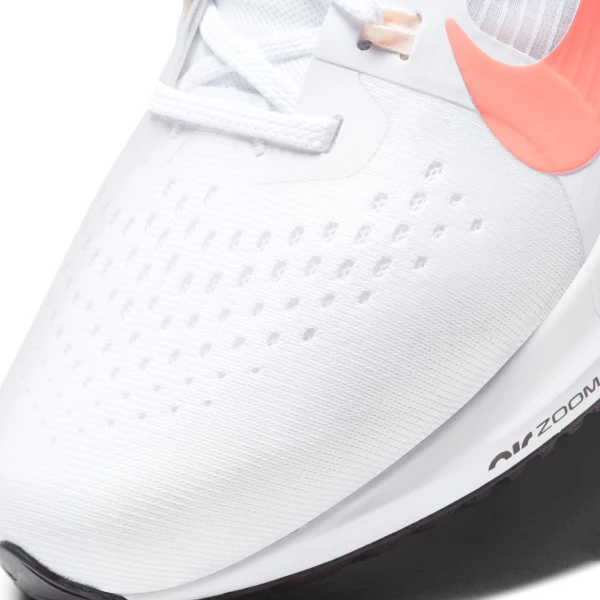 Кроссовки беговые женские Nike AIR ZOOM VOMERO 15 бело-персиковые CU1856-102
