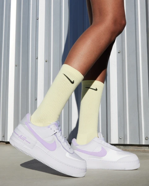 Кросівки жіночі Nike AIR FORCE 1 SHADOW біло-світло-фіолетові FN6335-102