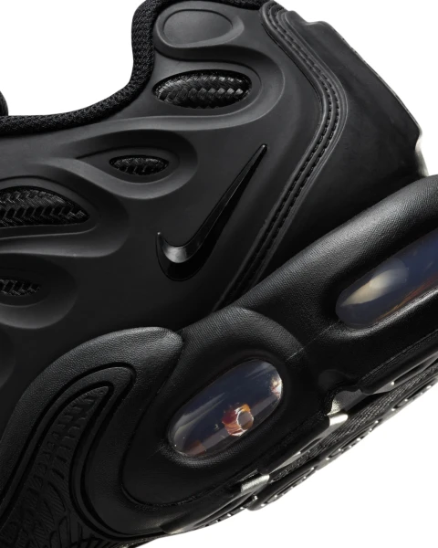 Кросівки Nike AIR MAX PLUS DRIFT чорні HF0785-001