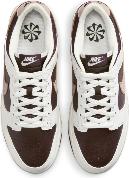 Кроссовки Nike DUNK LOW NEXT NATURE коричнево-белые HF4292-100
