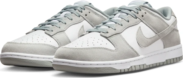 Кроссовки Nike DUNK LOW RETRO SE бело-серые FQ8249-101