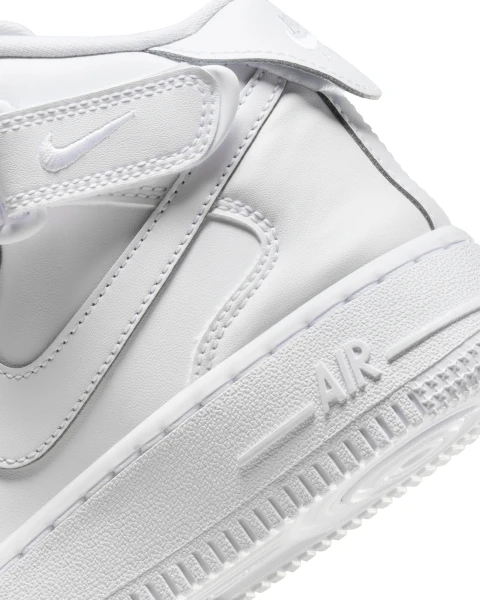 Кросівки підліткові Nike AIR FORCE 1 MID EASYON (GS) білі FN1193-111