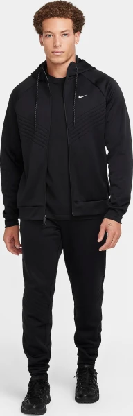 Толстовка Nike THERMA SPHERE WATER-REPELLENT WINTERIZED чорна FZ1107-010