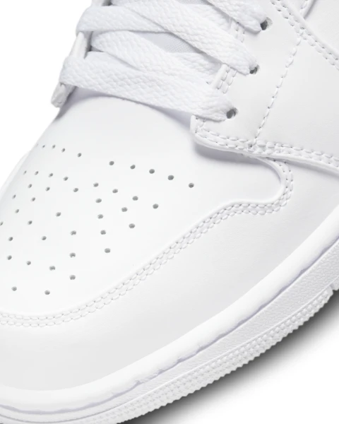 Кросівки Nike AIR JORDAN 1 MID білі 554724-136