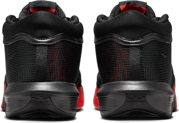 Кросівки баскетбольні Nike LEBRON WITNESS VIII чорно-червоні FB2239-005