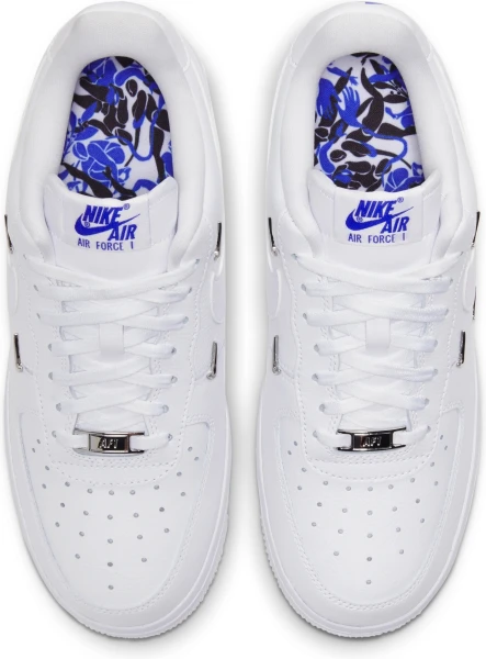 Кроссовки женские Nike AIR FORCE 1 07 LX белые CT1990-100