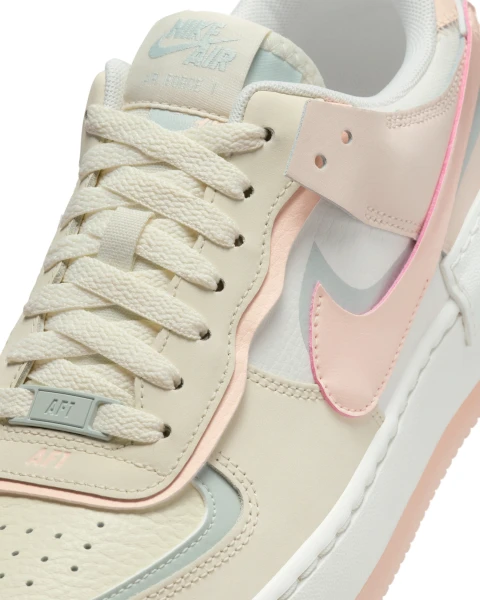 Кросівки жіночі Nike AIR FORCE 1 SHADOW бежево-сіро-світло-рожеві DZ1847-105