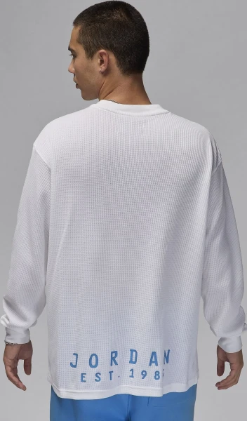 Свитшот Nike JORDAN ESSENTIALS LIFESTYLE TOP белый FV7456-100