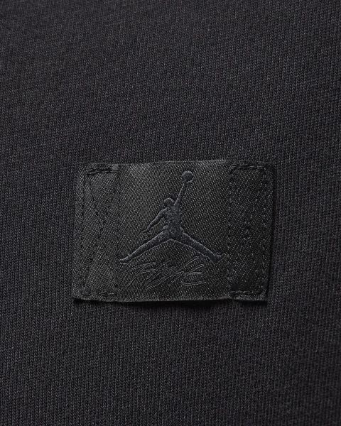 Футболка женская Nike JORDAN ESSENTIALS OVERSIZED черная HM4372-010