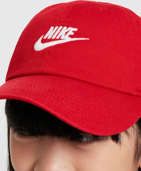 Кепка підліткова Nike K NK CLUB CAP US CB FUT WSH червона FB5063-657